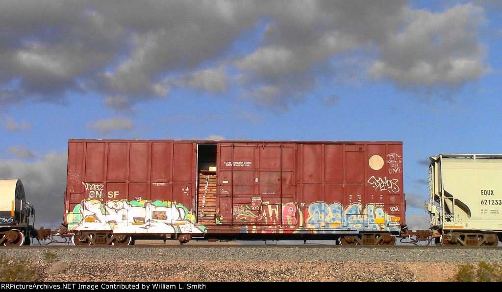 WB Manifest Frt at Erie NV W-MdTrnSlv  -21